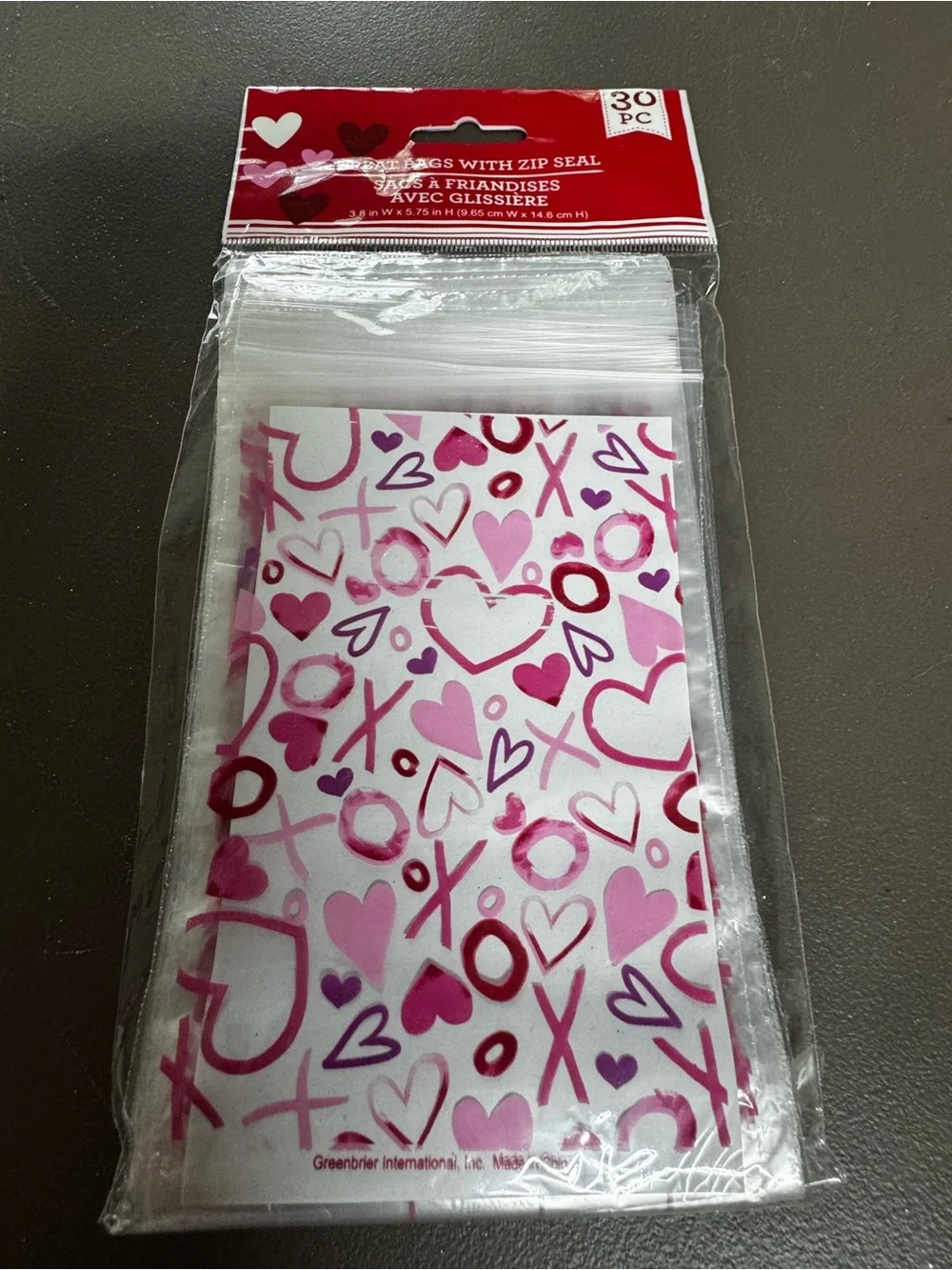 Zip-Seal Treat Bags with Pink Heart & X/O Pattern - 30 Pack